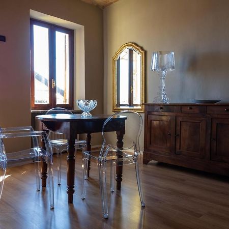 Alla Torre - Nel Cuore Del Borgo Storico Castagnole delle Lanze Bagian luar foto