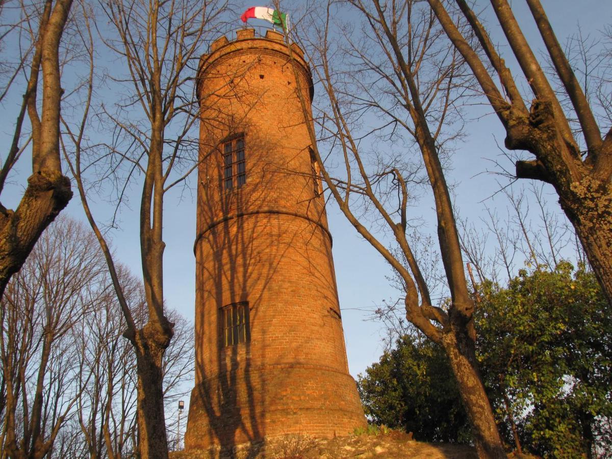Alla Torre - Nel Cuore Del Borgo Storico Castagnole delle Lanze Bagian luar foto